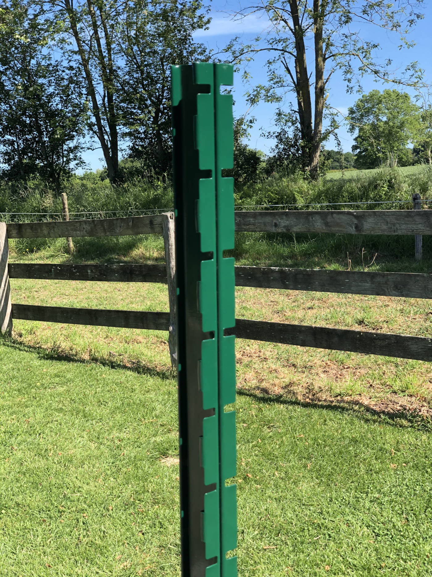 poteau-encoches-adfix-3-cloture-privee