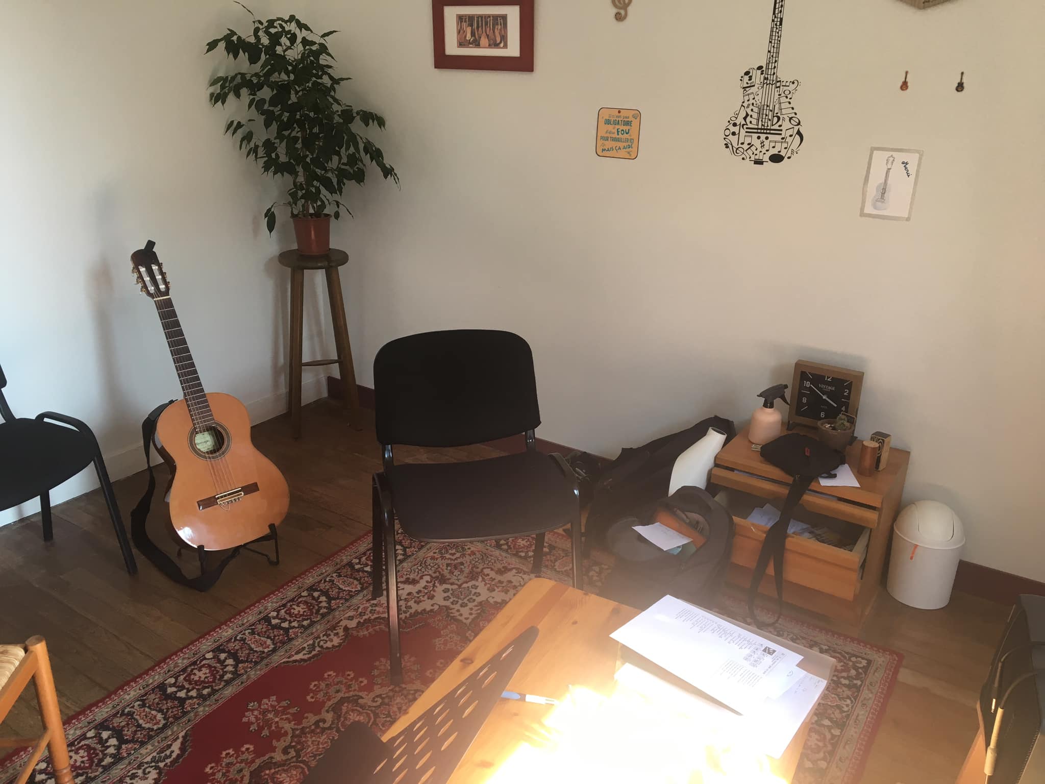 COURS DE GUITARE ET BASSE