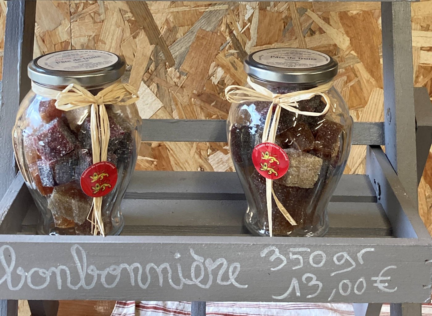 Bonbonnière Avec Assortiment De Pâtes De Fruits 350 Gr