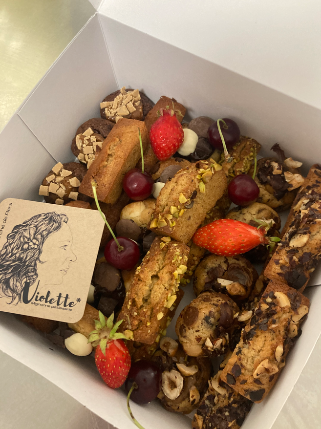 Boîte Gourmande (30 Pièces)