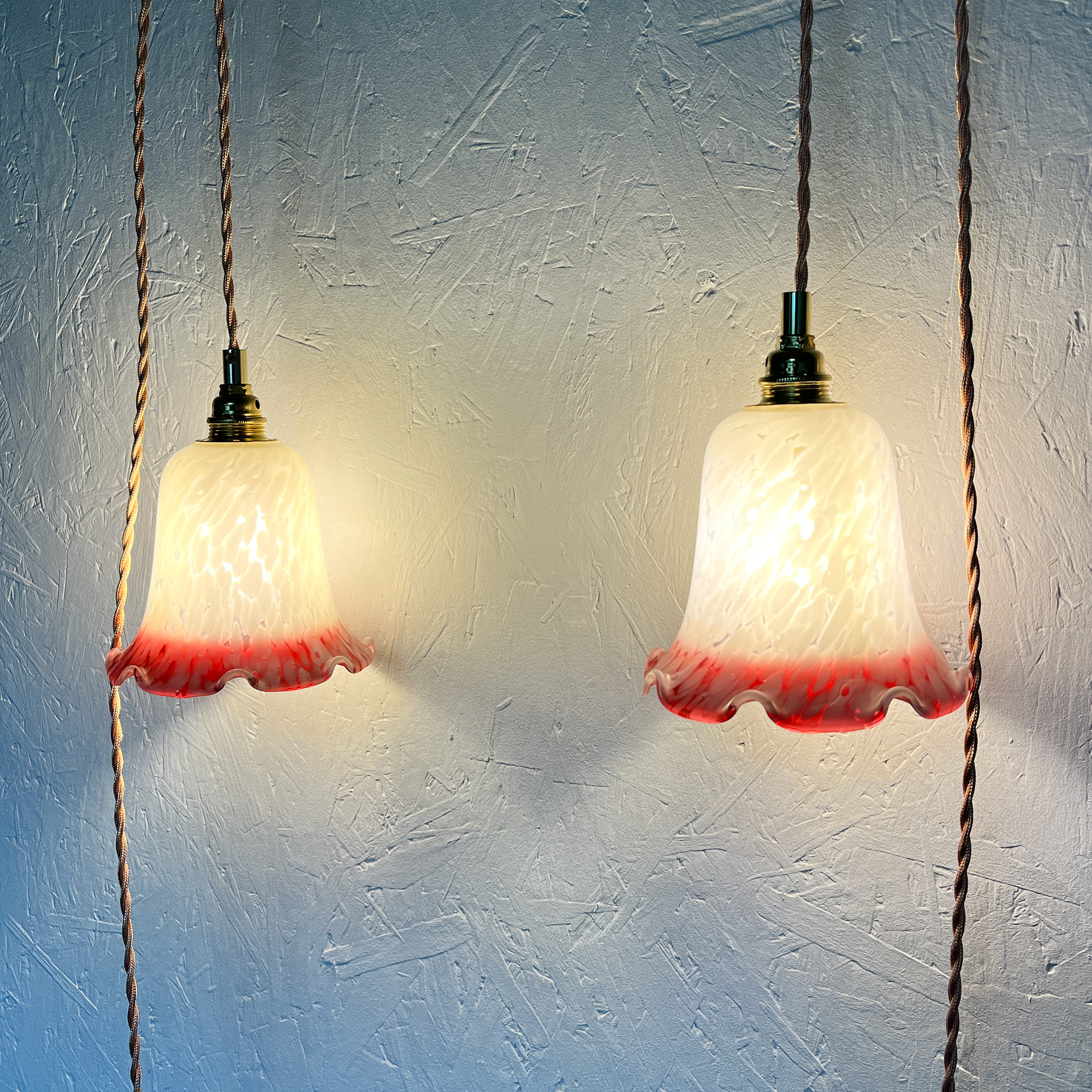 2 Lampes Baladeuses En Verre De Clichy