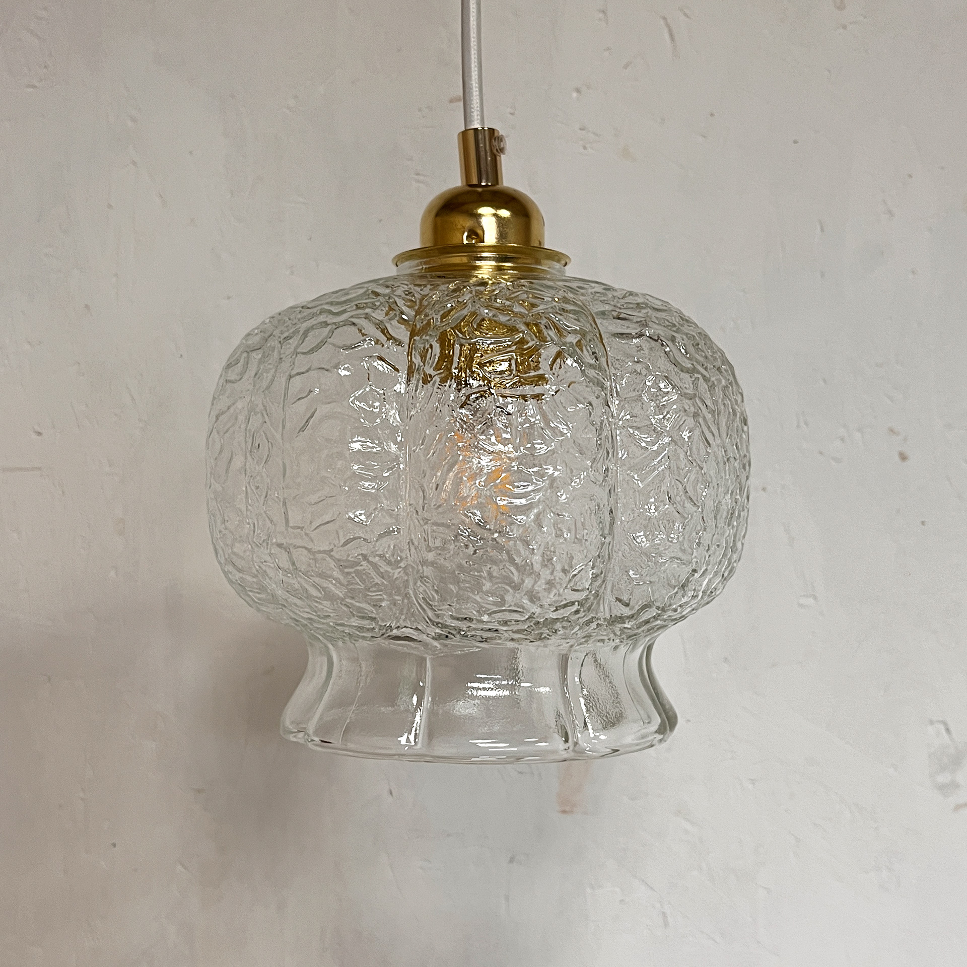 suspension-globe-vintage-a-facettes-lili-esprit-vintage-flers-3