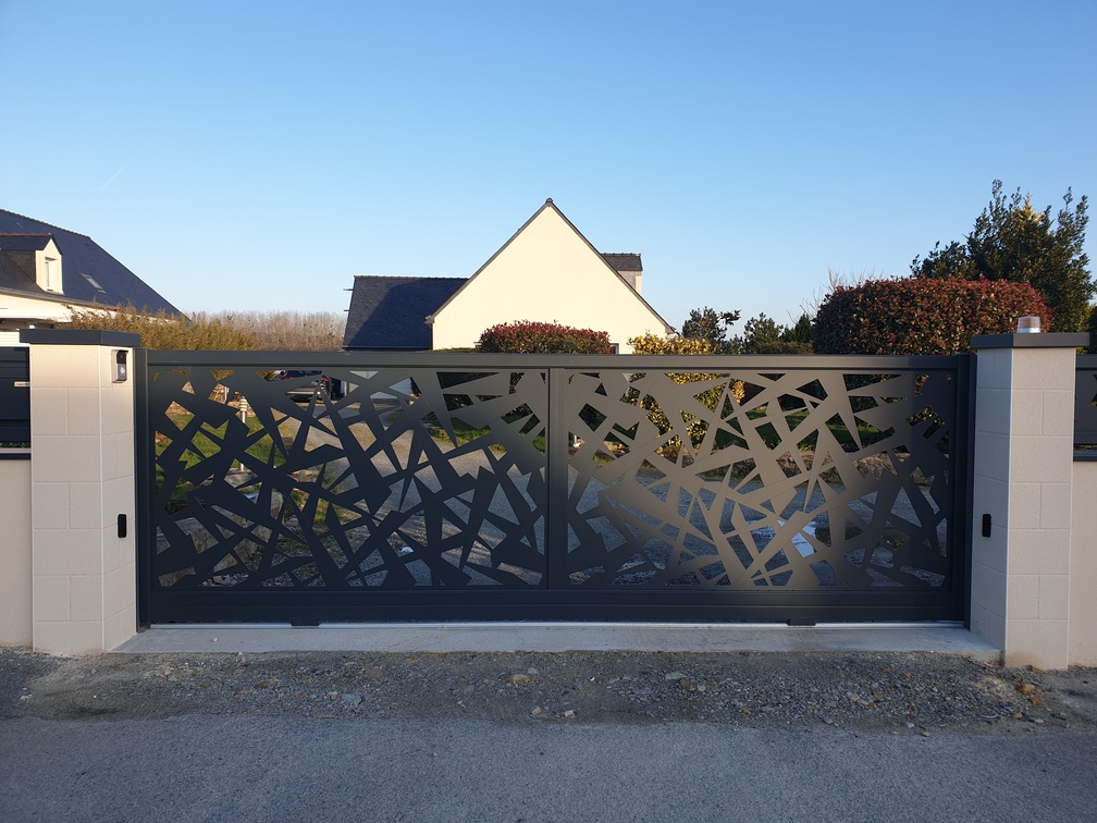 cetal_-_portail__cloture_hercule_7016_a_riantec_2