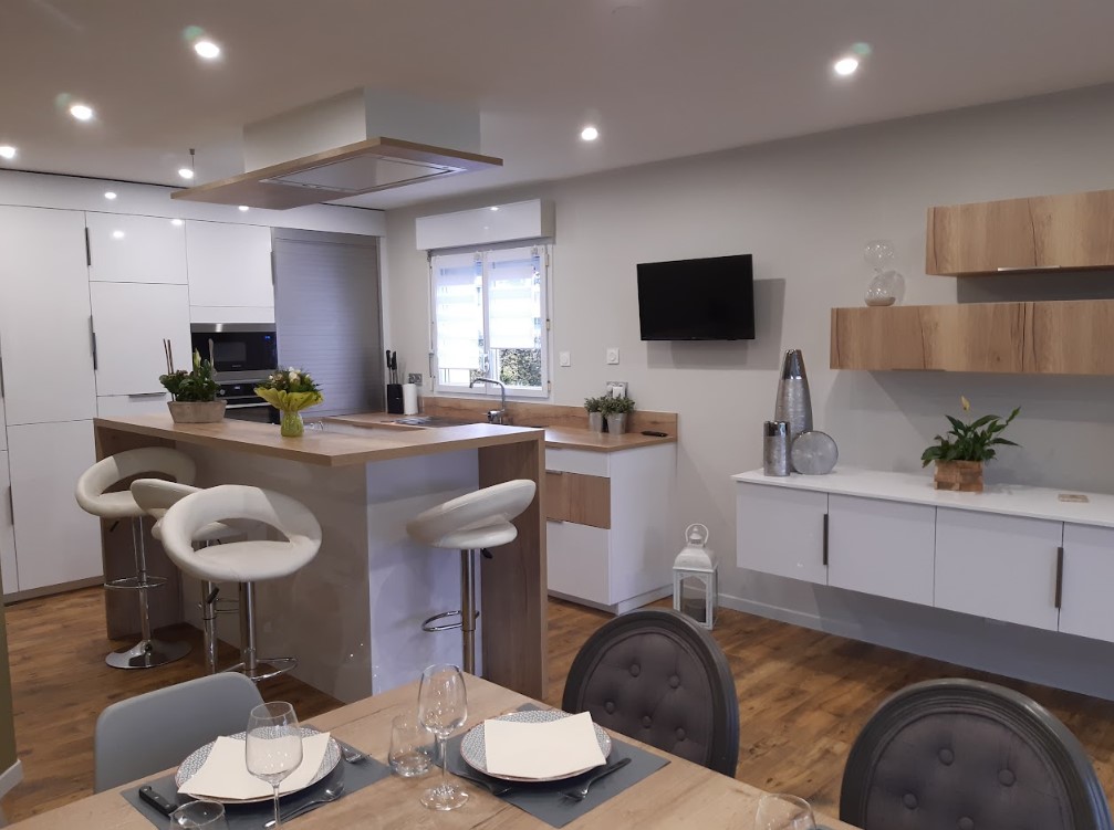 Cuisine Finitions Blanc Et Bois