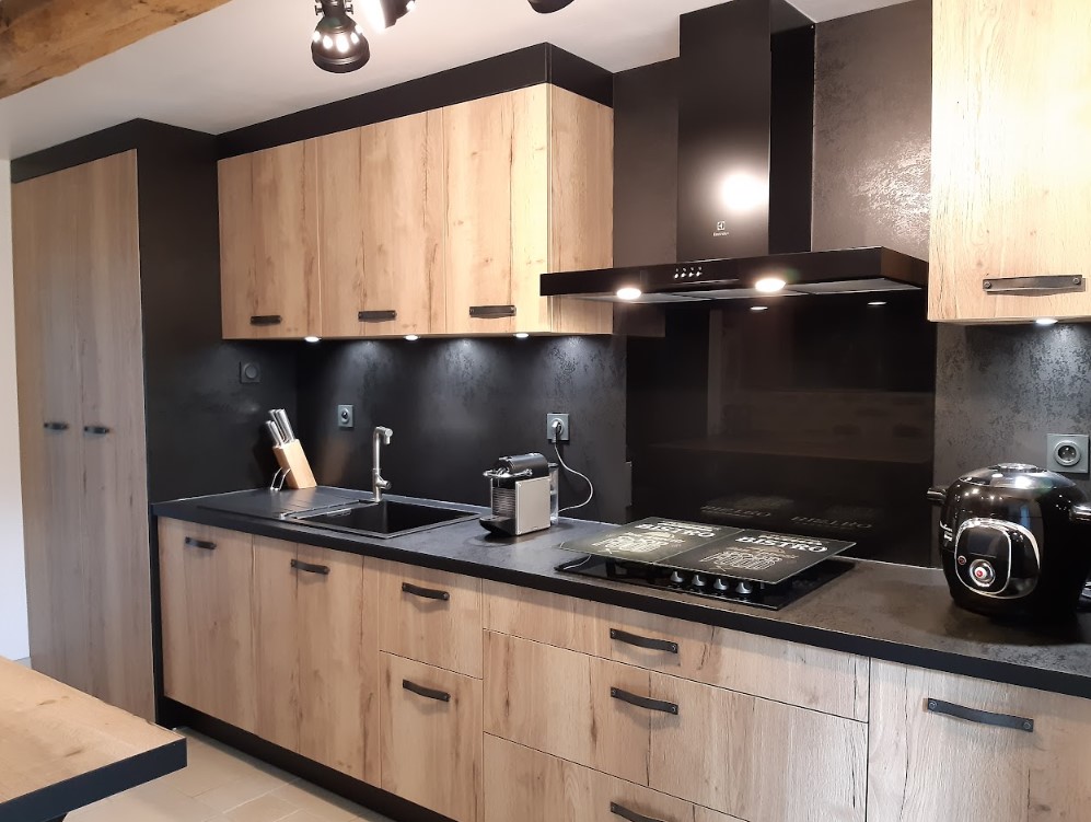 Cuisine Finitions Noir Et Bois