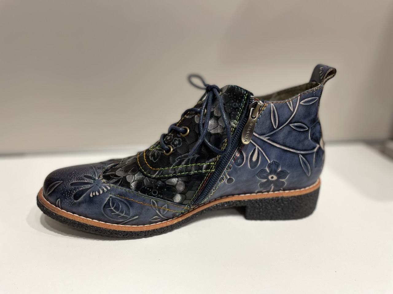 4fb3fd12-1df1-4d63-8913-e9449a757258